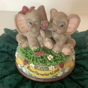 SIMSON GIFTWARE, Shelby Rasche